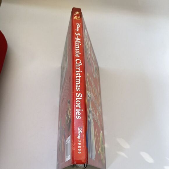 Disney Christmas 5 Minute Stories Hardback Book with Illustrations - Picture 3 of 6